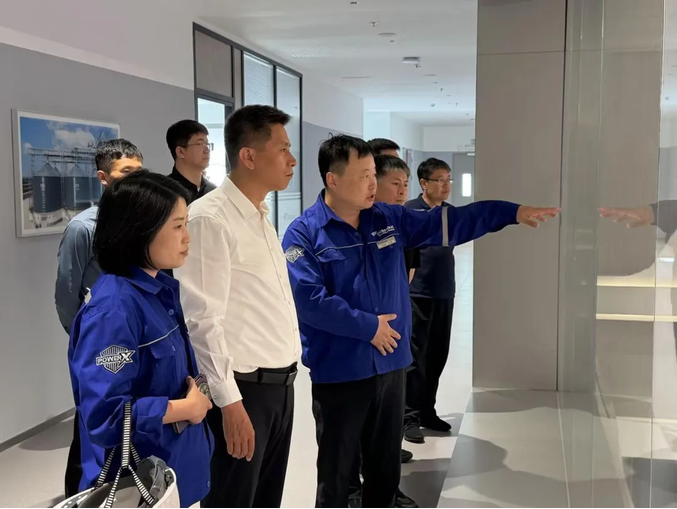 于吉顺到盟经济技术开发区调研