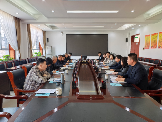 凝聚法治合力 共建平安校园——盟司法局、盟教育局、盟技师学院联合召开依法治校座谈会